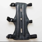 Karwasz łuczniczy ochrona przedramienia