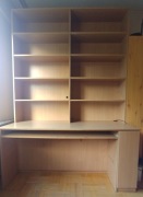 Sprzedam biurko komputerowe z nadstawką