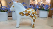 Figurka Konik  ceramiczny, ręcznie malowany zdobiony Bursztynem 
