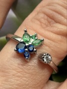 Srebrny pierścionek 925 zielone i niebieskie cyrkonie