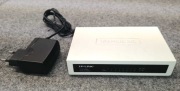 Switch TP-LINK TL-SF1008D 8-Port 10/100Mbps switch. Sprawny kompletny