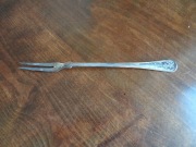 Przyborniki stołu -  Widelec  oryginalny do mięsa N.S