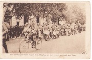 WARSZAWA~1917 Przemarsz wojsk niemieckich ..~ Żołnierz na rowerze-orkiestra