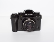 Fujifilm xt5 czarny + obiektyw Fujifilm 35 1,4 + obiektyw 25mm 1,7