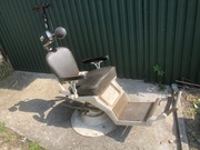 zabytkowy stary fotel dentystyczny sygnowany