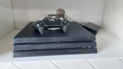 Playstation 4 Pro - Czarna