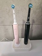 Uchwyt/Stojak na szczoteczki Oral-B