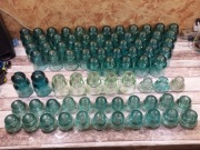 Izolatory szklane i porcelanowe "NOS" lub w BDB stanie