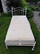 Łóżko białe, metalowe, dziecięce 80x180 