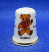 Naparstek Kolekcjonerski Porcelanowy - Muzeum Misi Ironbridge 