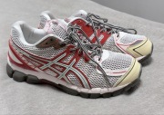 ASICS Gel Kayano 20 white & red trainers Biało czarne buty sportowe swag