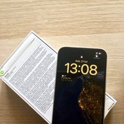 Smartfon Apple IPhone 14 256 GB Starlight - stan idealny 