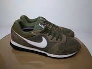 Buty Nike MD Runner 2, rozm. 49,5 dł. wkł. 32 cm