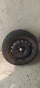 Koła 16" z oponami zimowymi Nokian,  do VW Golf V, Plus. Stan bardzo dobry.