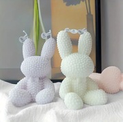 Świeczka kształt królika kolor biały