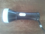 Mała latarka na baterie (zegarkowe - guzikowe 2 sztuki)