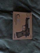 Pistolet ASG żabolek sprężynowy czarny metalowy z kulkami 6 mm