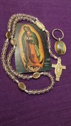 Przepiękny szklany przezroczysty Różaniec z Panienką z Gwadelupe+brelok