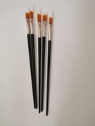 Zestaw pędzli płaskich, precyzyjne malowanie