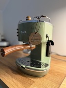 Ekspres kolbowy Delonghi *JAK NOWY*