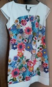 Sprzedam Sukienka w kwiaty rozmiar -38