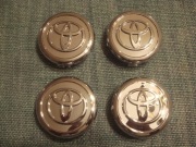 Oryginalne dekielki kołpaki do felg aluminiowych Toyota Avensis T25