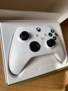 Kontroler Xbox – Robot White