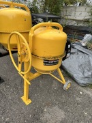 Betoniarka mieszanka elektryczna 220 230v - 120L używana jak nowa