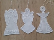 OZDOBY ŚWIĄTECZNE WYKONANE HAFTEM 3 szt (9)