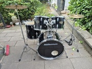 Millenium Pro 22 cale . Komplet gotowy do gry 