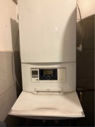 Zadbany Vaillant ecoTEC plus VC PL 146/5-5 R4 z zasobnikiem + colormatic