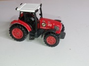 Stary Mały traktor .