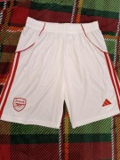 Spodenki piłkarskie Arsenalu Londyn z sezonu 25/26 XL nowe 