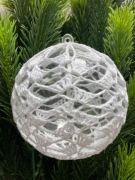 Bombka szydełkowa - rękodzieło - kolor biały