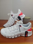 Nowe buty snickersy.