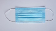 Maseczka ochronna 3 warstwowa jednorazowa
