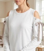 Diverse białe bluza z wiązaniami S