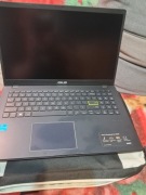 Laptop Asus nowy 