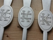 POSREBRZANE SZTUĆCE WIDELCE DO RAKÓW MONOGRAM 