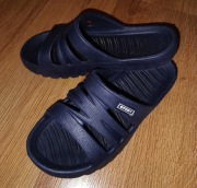 Klapki basenowe rozmiar 32