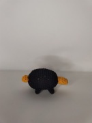 czarno żółty dziobak breloczek handmade 