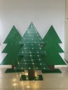 Drewniane choinki świąteczne ozdoby