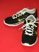 Damskie buty sportowe Nike; rozmiar 38