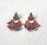 Kolczyki indyjskie duże jhumki kolorowe lusterka złoty kolor boho fairy róż