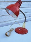 Lampka biurkowa PRL Zelmot vintage czerwona – retro loft