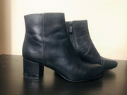  Czarne skórzane botki MICHAEL KORS obcas/słupek 5