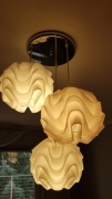 Lampa sufitowa wisząca potrójny klosz ozdobny żarówka E27