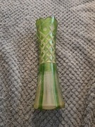 Szklany zielony wazon, idealny na 1 kwiatka