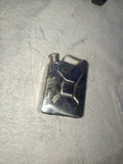 piersiówka w krztałcie kanistra ~150ml