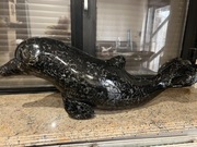 Delfin ręcznie rzeźbiony i polerowany Marmur Dębnik